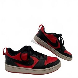 Nike Boys Sneakers Black/ Red |  Size 4 Y